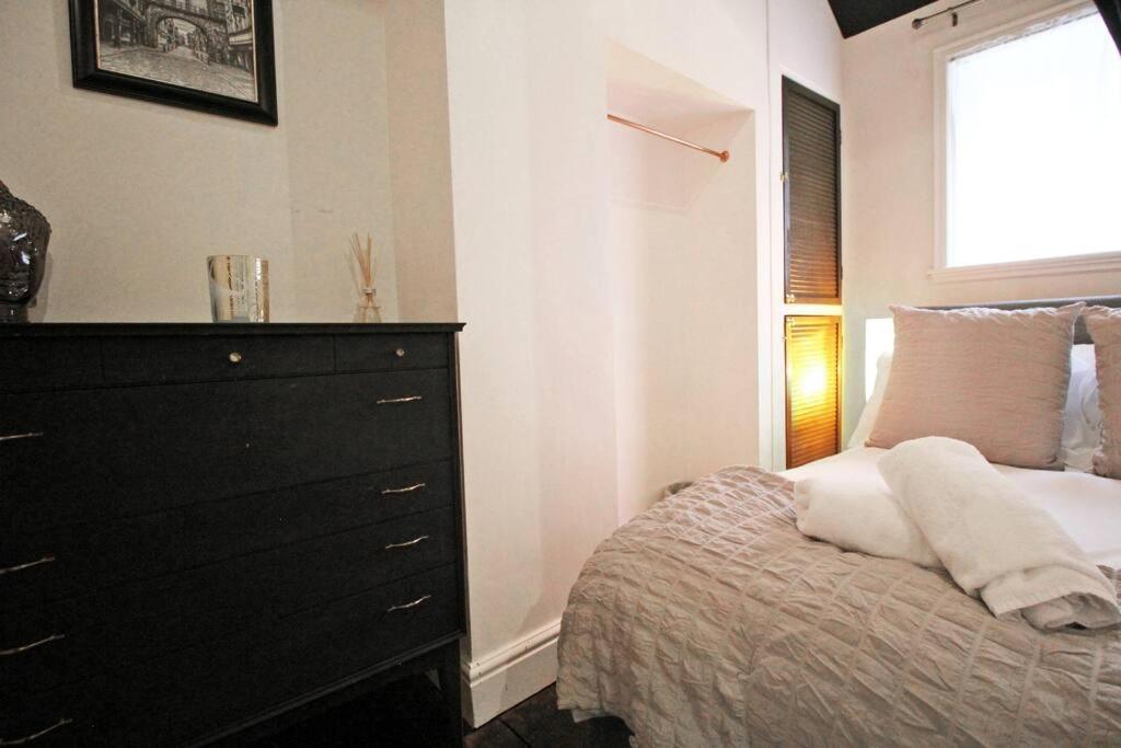 In The Heart Of Chester, Historical & Stylish Екстер'єр фото