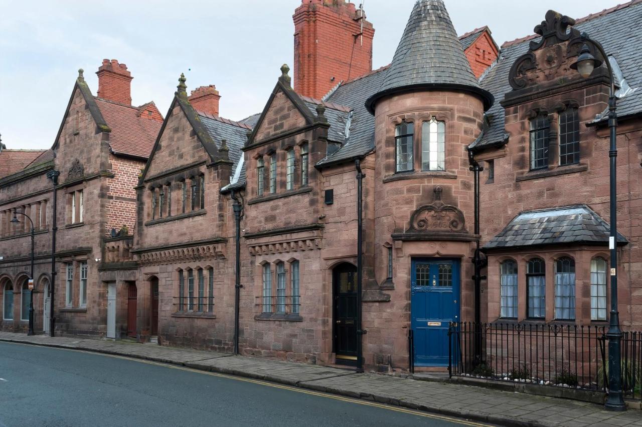 In The Heart Of Chester, Historical & Stylish Екстер'єр фото