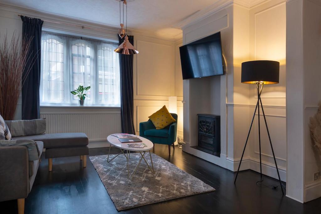 In The Heart Of Chester, Historical & Stylish Екстер'єр фото